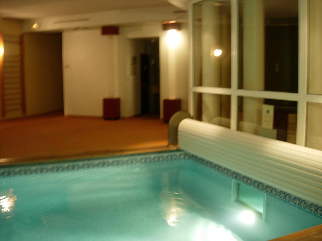 Best Western Montagne Noire Lagarrigue  Εξωτερικό φωτογραφία